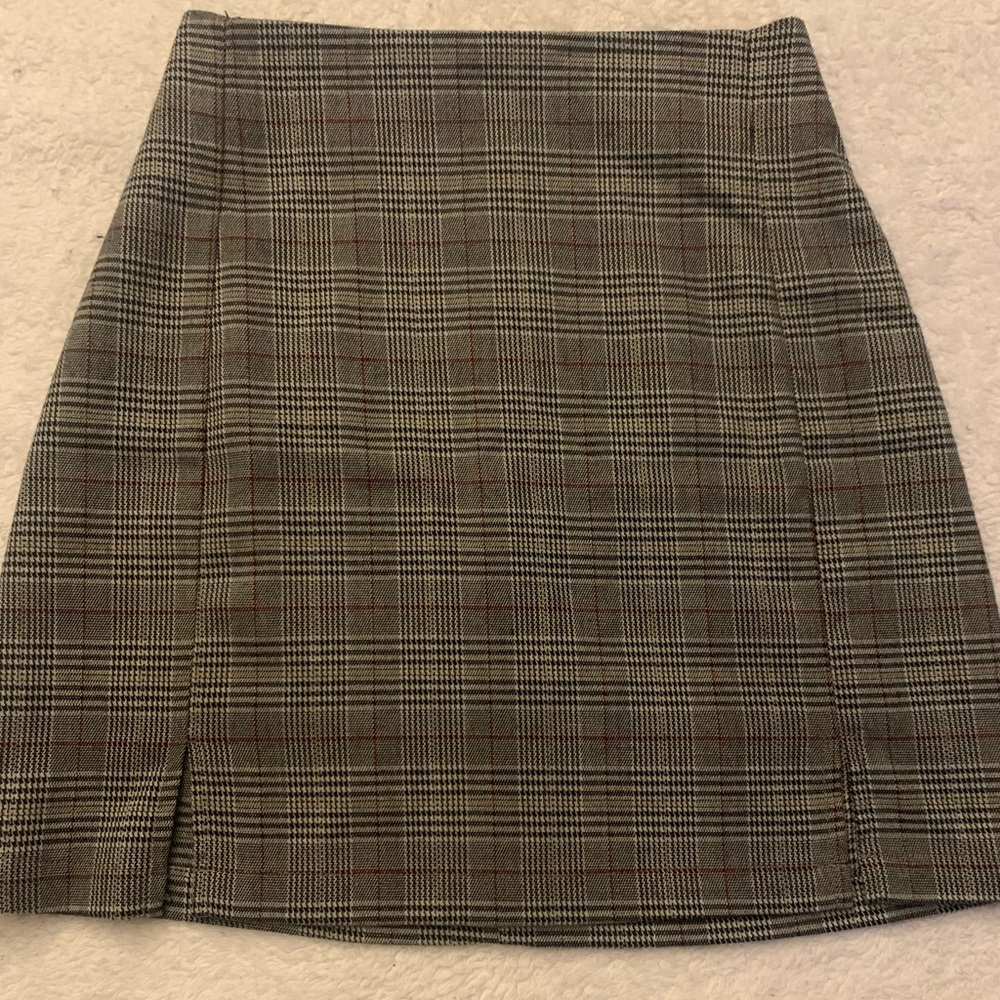 Brandy Melville Cara Skirt